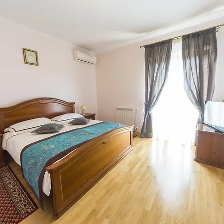 Marino Bed & Breakfast 3*